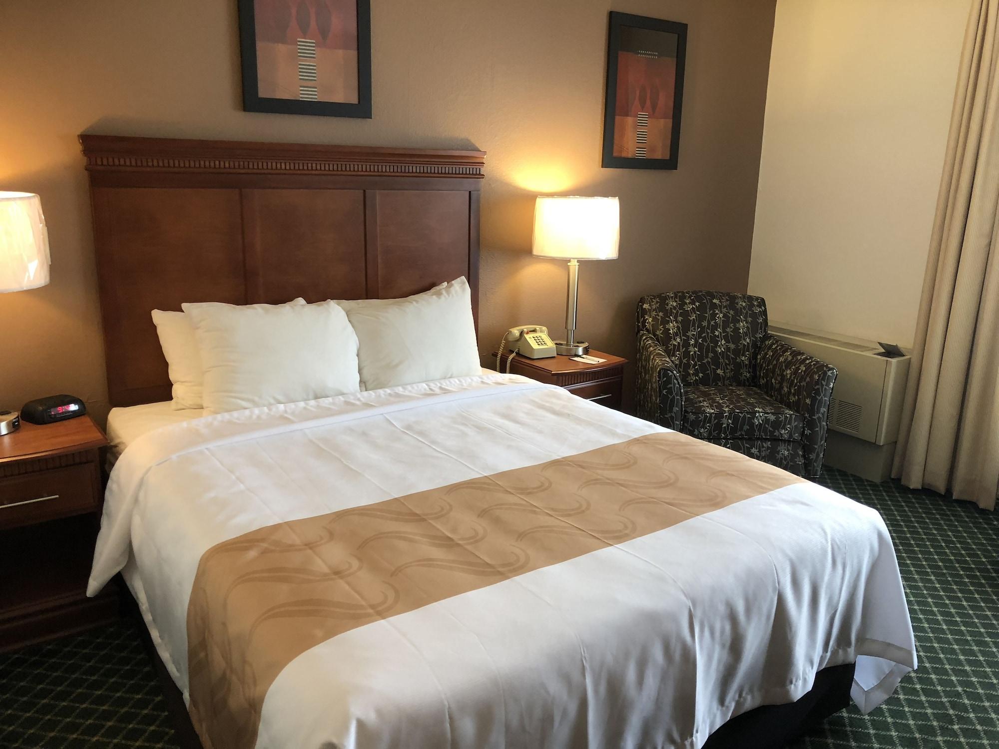 Quality Inn Colchester - Burlington Extérieur photo