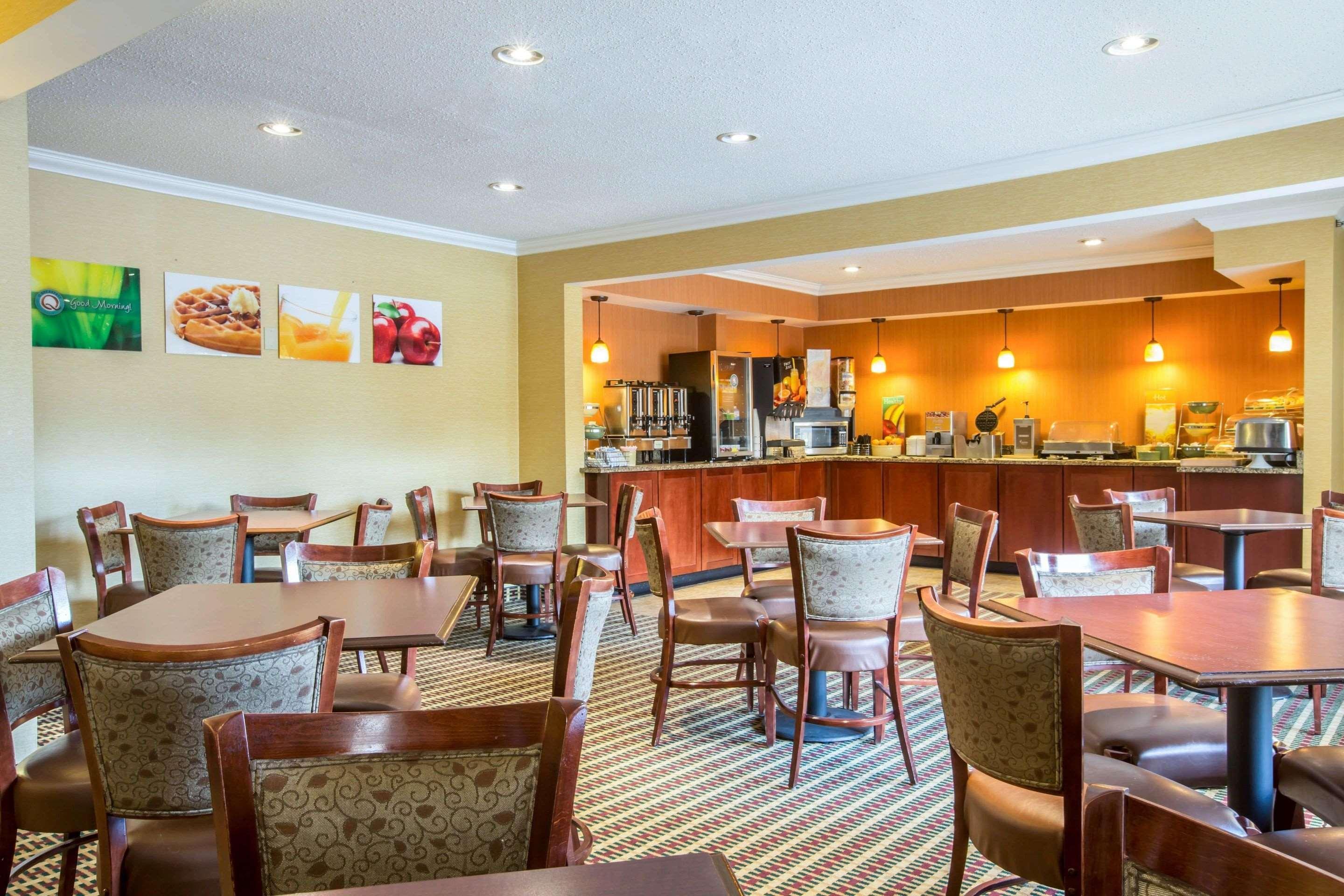 Quality Inn Colchester - Burlington Extérieur photo