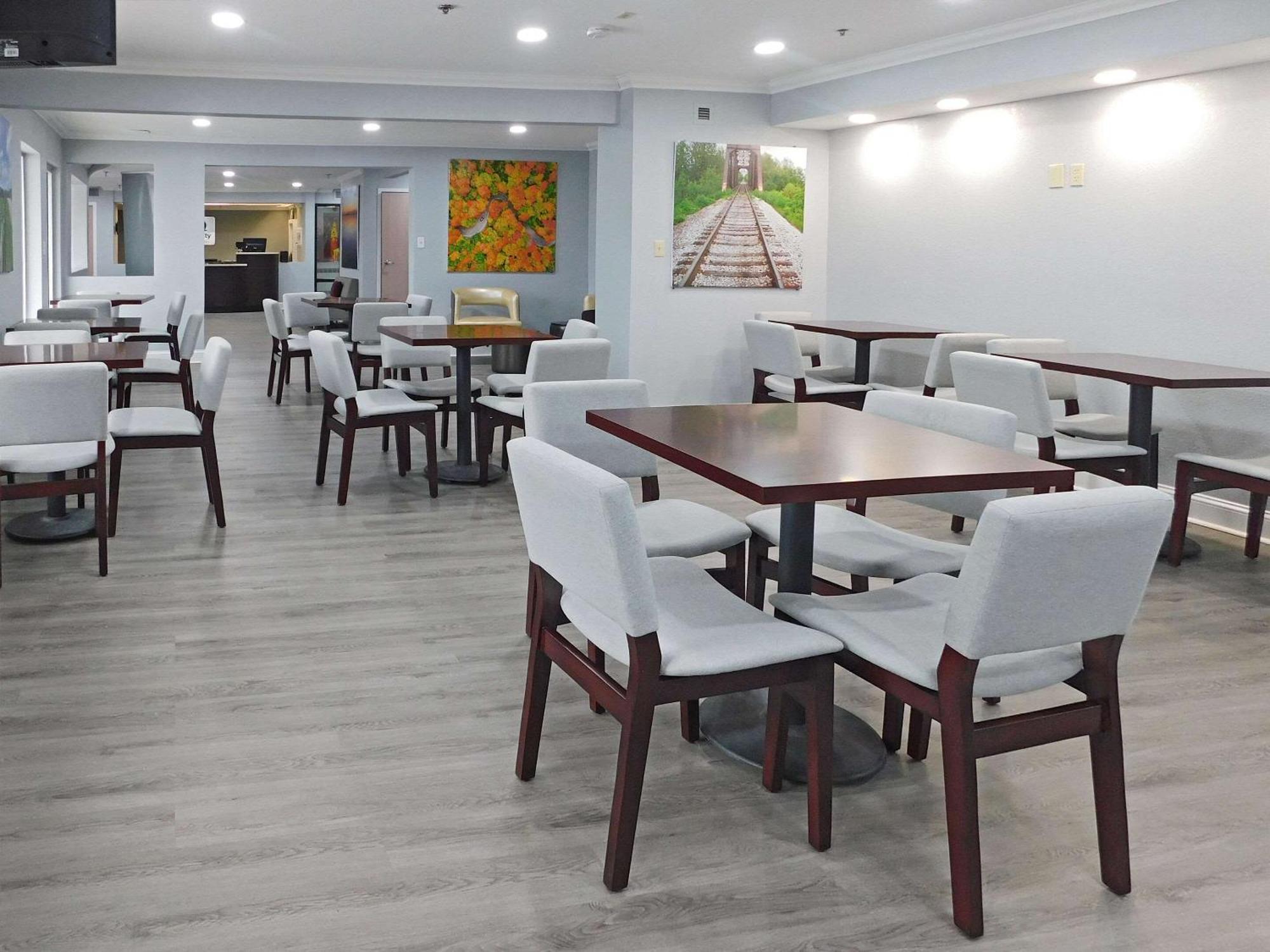 Quality Inn Colchester - Burlington Extérieur photo