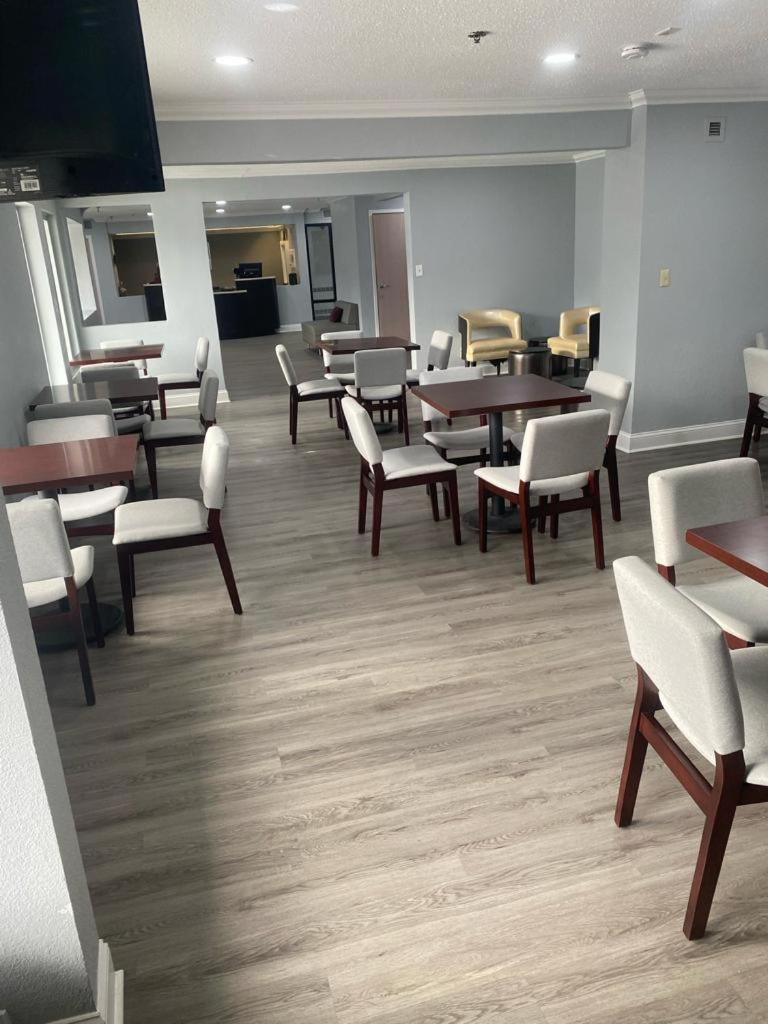 Quality Inn Colchester - Burlington Extérieur photo