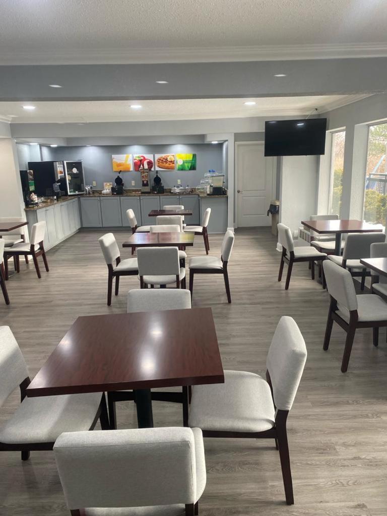 Quality Inn Colchester - Burlington Extérieur photo