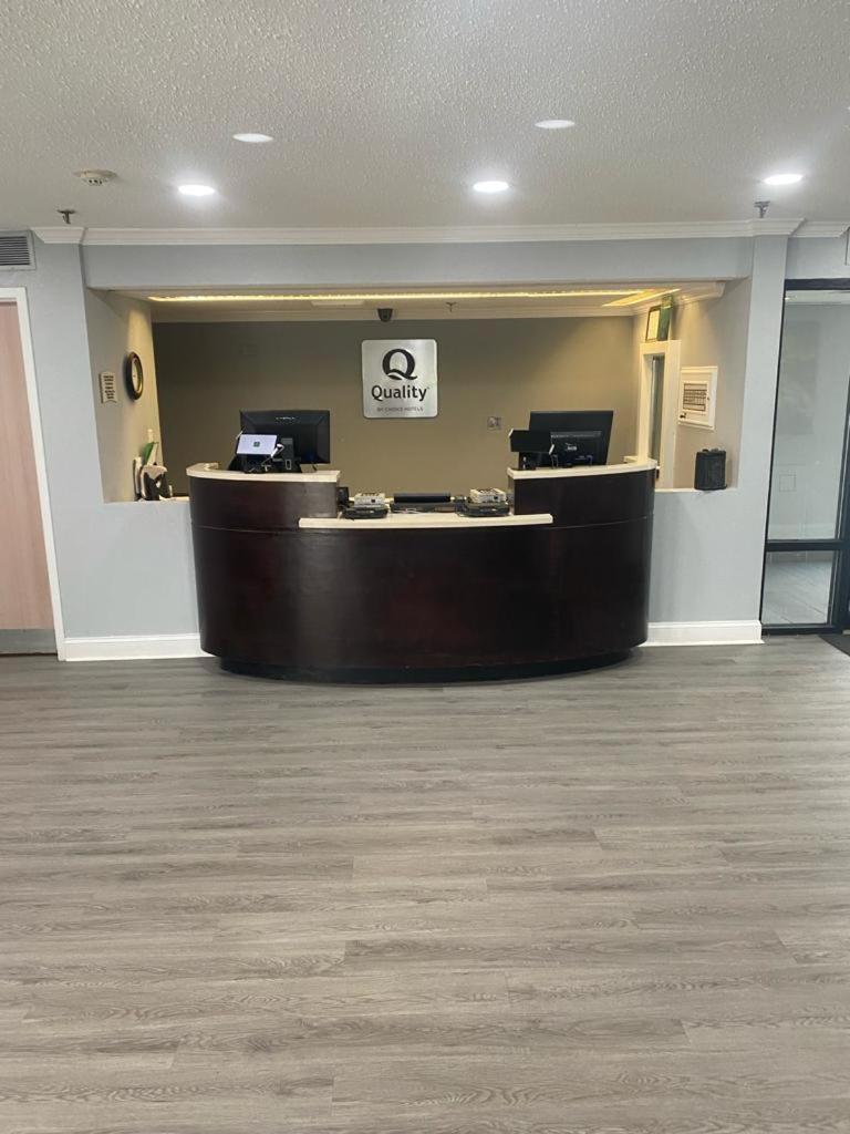 Quality Inn Colchester - Burlington Extérieur photo